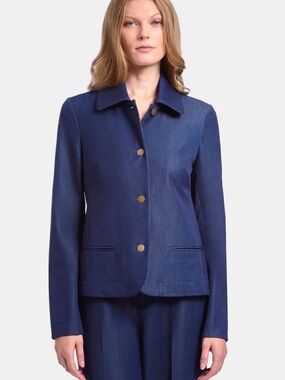 CAPSULE121
THE CENTER JACKET